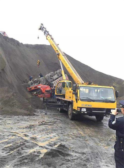 宜昌上犹道路救援